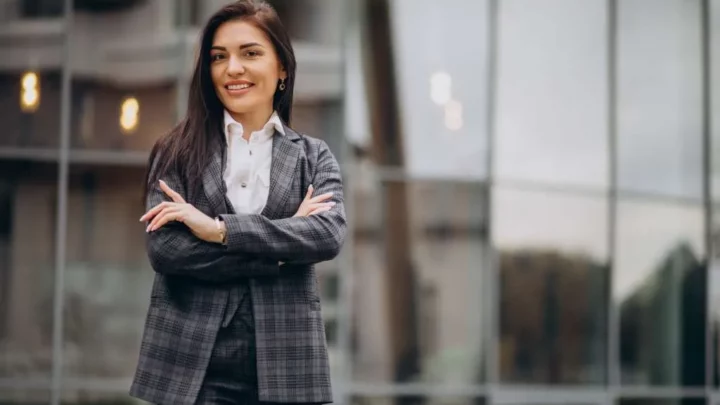 startup meaning in hindi